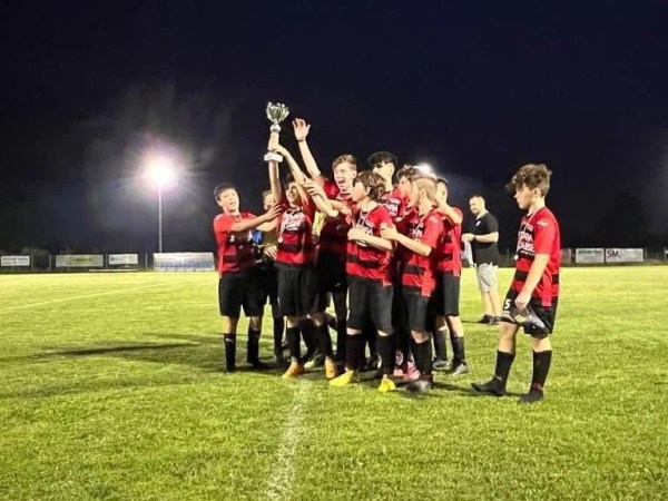 AI GENITORI, CHE DEDICANO TANTO TEMPO ALLO SPORT DEI LORO&nbsp;FIGLI.